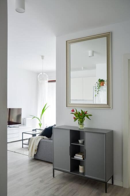Platinum Jaglana Apartment - Wyspa Spichrzow Gdańsk Extérieur photo